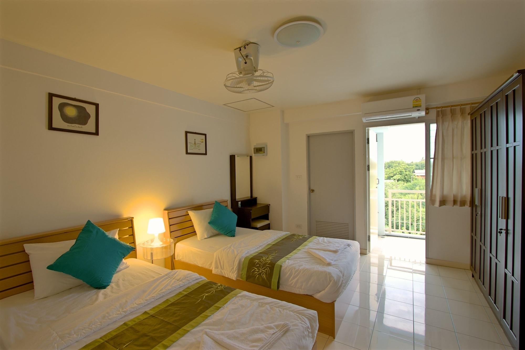 Charn Residence Bangsaen Екстериор снимка
