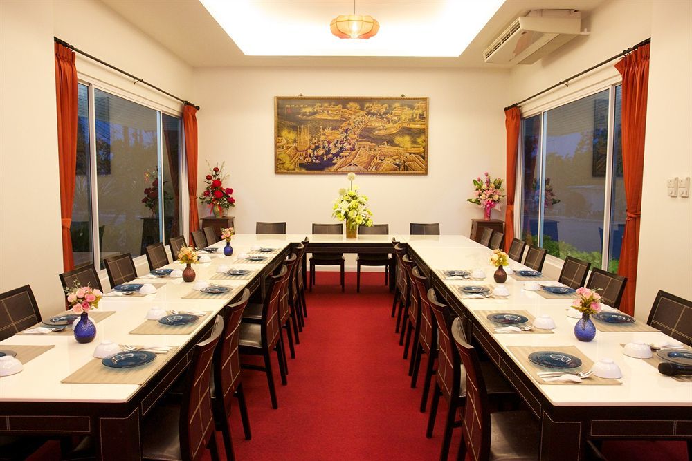 Charn Residence Bangsaen Екстериор снимка